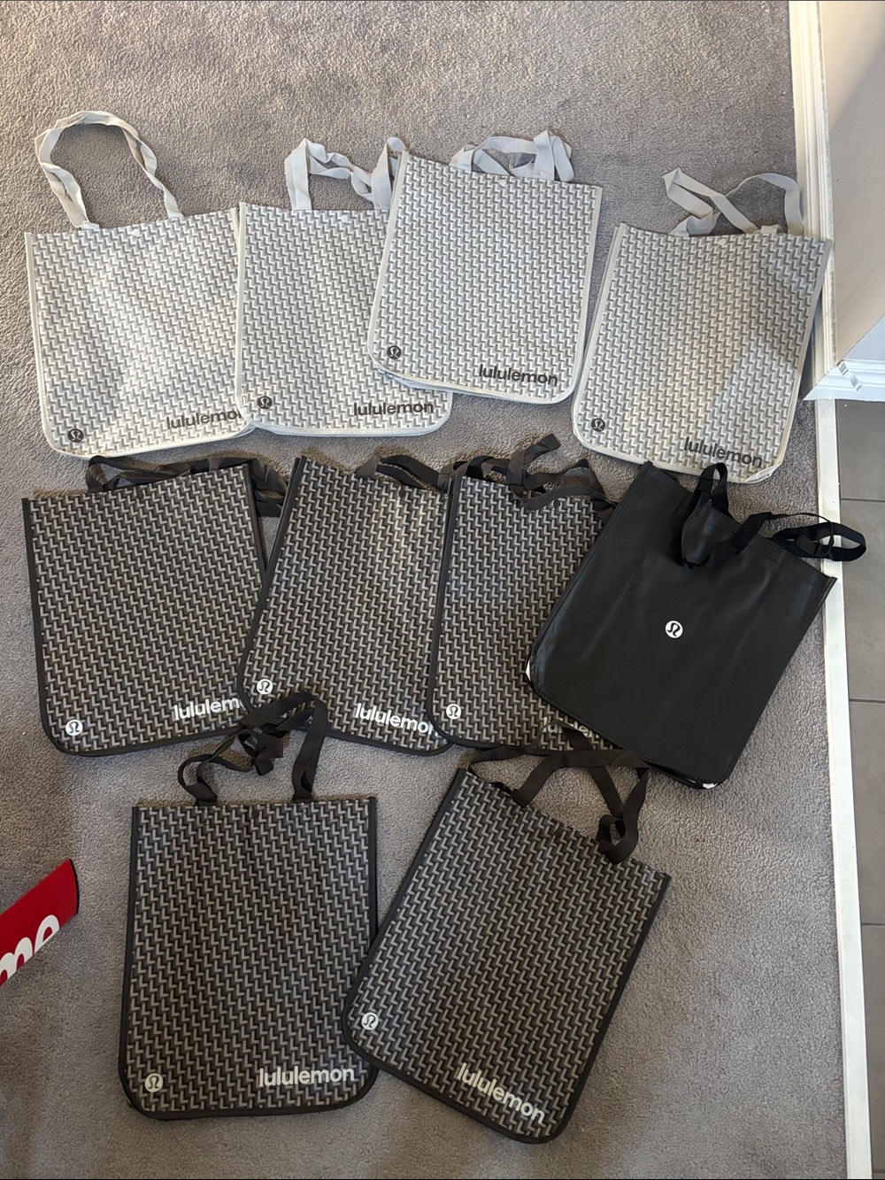 NWT！lululemon athletica big Reusable Everyday Tote Bags - Black & Gray